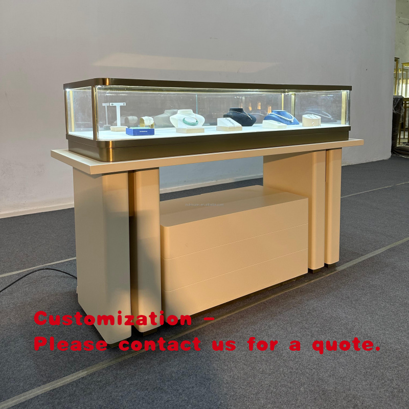 Vetrina Espositiva per Gioiell - Luxury Watch Exhibition recensione e prezzo