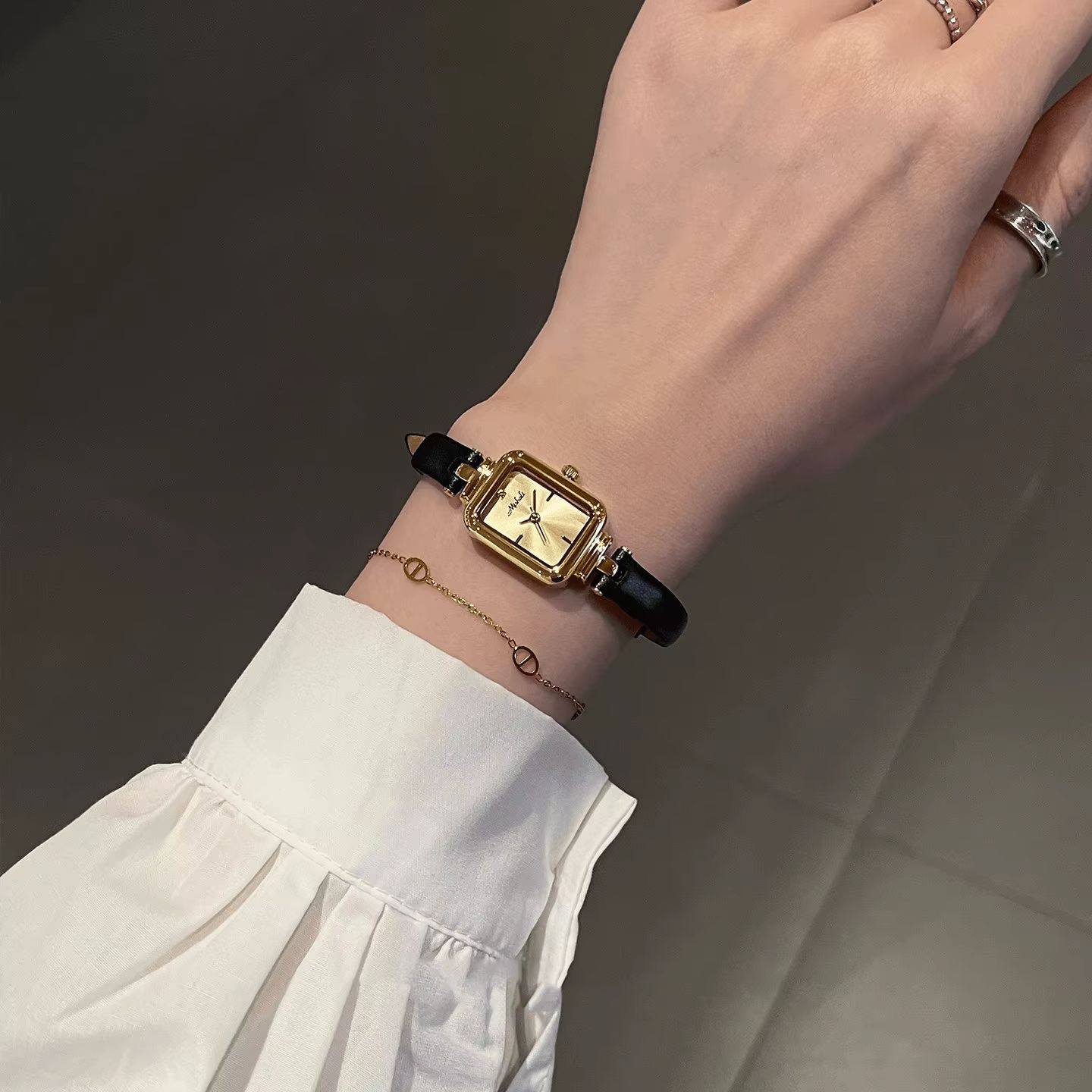 Orologio da Donna di Lusso Vin - Luxury Watch With Leather Strap recensione e prezzo