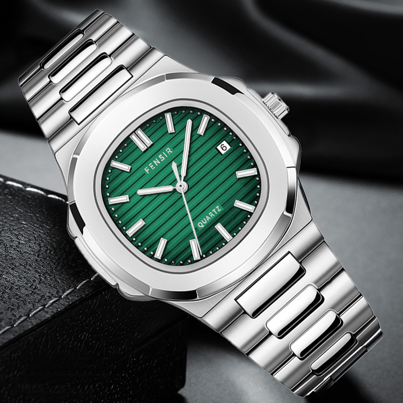 Un orologio classico di marca  - Luxury Watch Name Brands recensione e prezzo